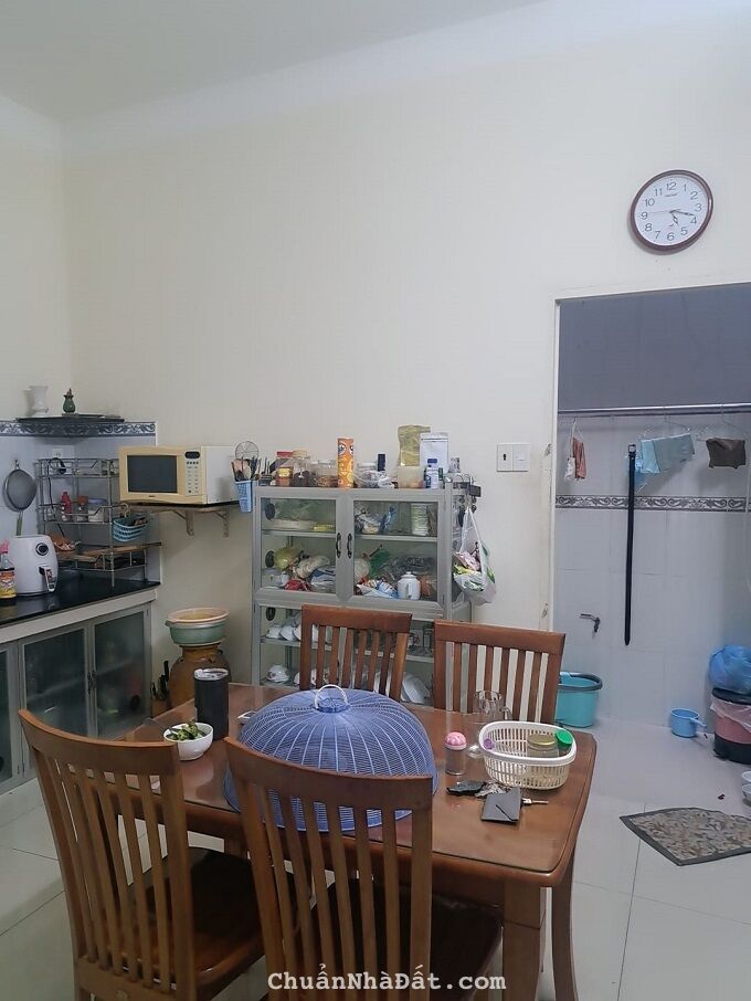 Bán nhà đường Phạm Văn Bạch, P15, Tân Bình, 63m2, 2 tầng, giá rẻ, nhỉnh 4 tỷ.