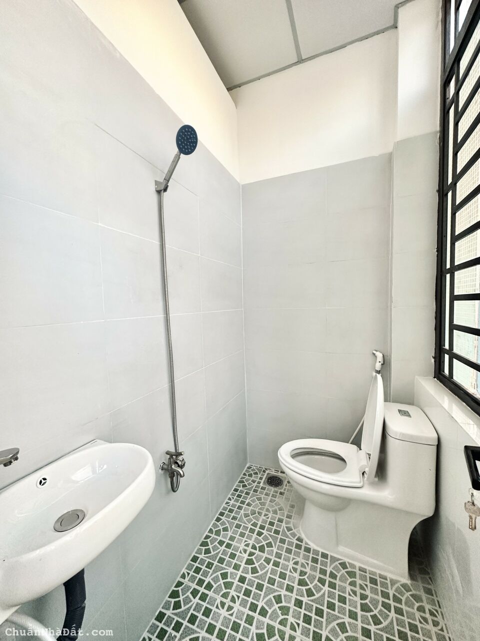 NHÀ ĐẸP 4 TẦNG NGANG LỚN 5,2m GIÁP Q1 TIỆN KINH DOANH. GIÁ 4.4 TỶ NHÀ ĐẸP 4 TẦNG NGANG LỚN 5,2m GIÁP Q1 TIỆN KINH DOANH. GIÁ 4.4 TỶ