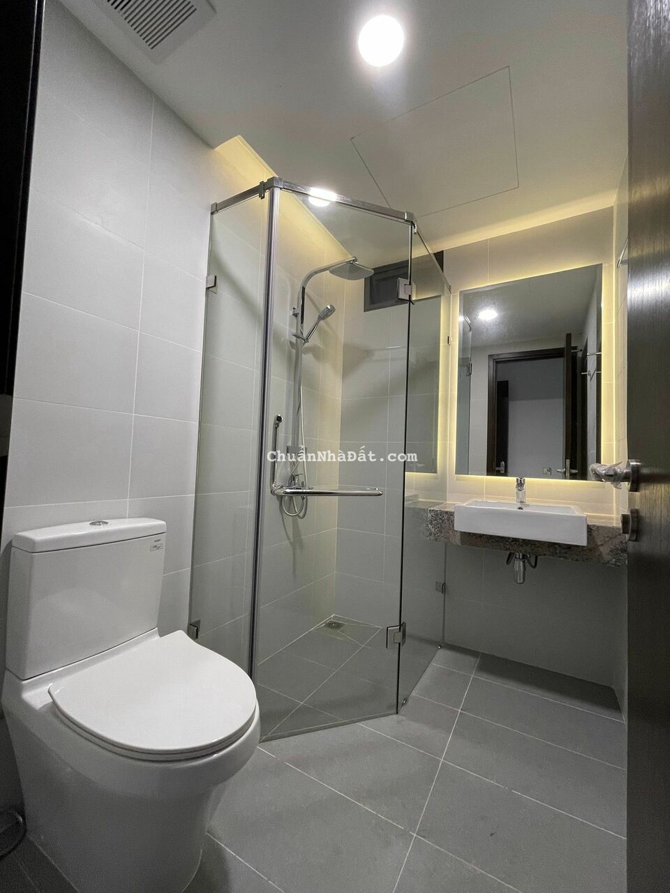 Bán gấp căn hộ Resgreen Tân Phú 65m2 giá 1.25 tỷ 