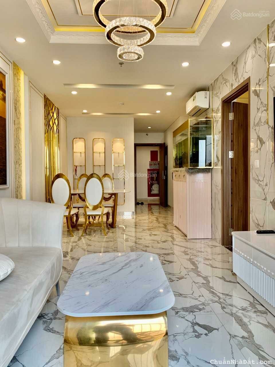 CHỦ ĐI NƯỚC NGOÀI_CẦN BÁN GẤP CĂN HỘ Terra Royal, Q.3, 72m2-1tỷ55, 2pn-2wc