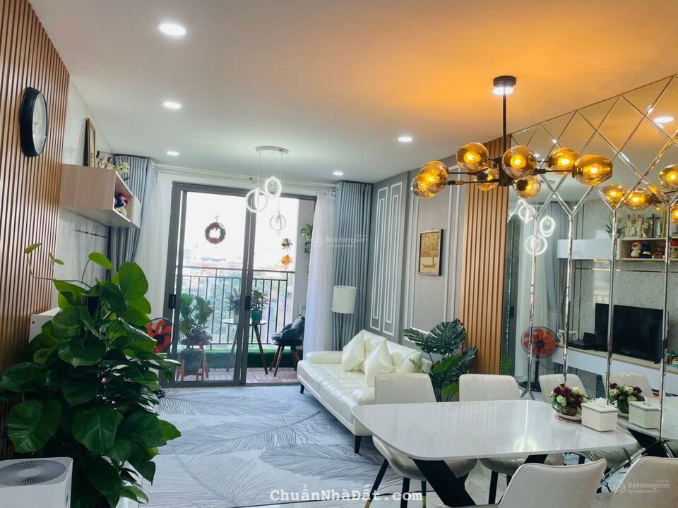 Chú 8 KẸT TIỀN BÁN GẤP CĂN HỘ Hùng Vương Plaza-Q5-70m2-1tỷ5, 2pn-2wc Chú 8 KẸT TIỀN BÁN GẤP CĂN HỘ Hùng Vương Plaza-Q5-70m2-1tỷ5, 2pn-2wc