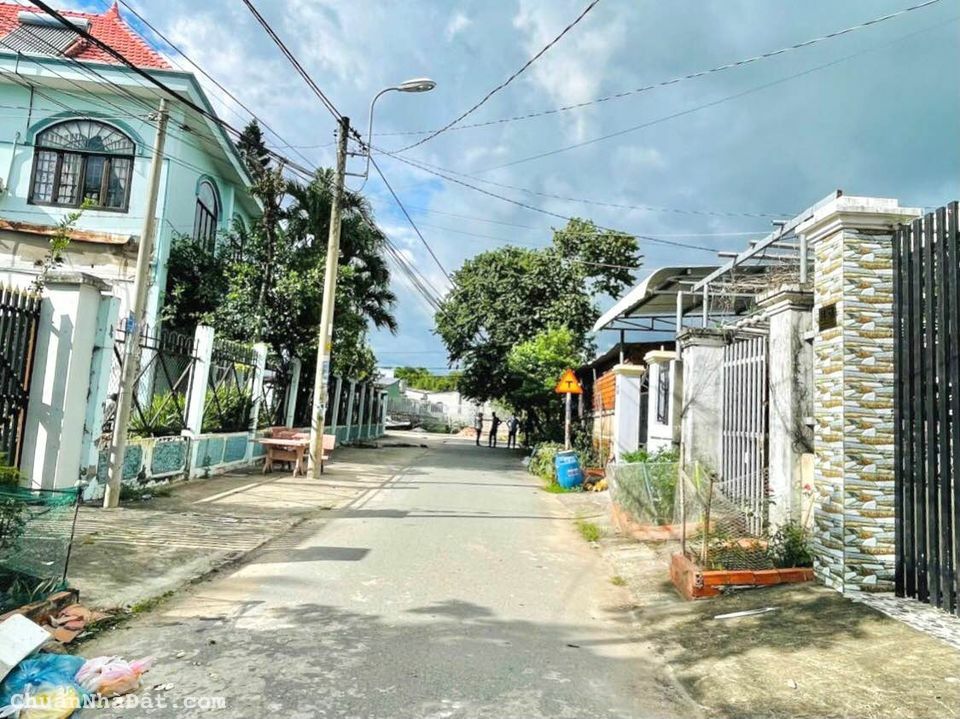 CHÍNH CHỦ CẦN BÁN GẤP LÔ ĐẤT CỦ CHI, 129m2, FULL THỔ CƯ, SHR, GIÁ 740tr.