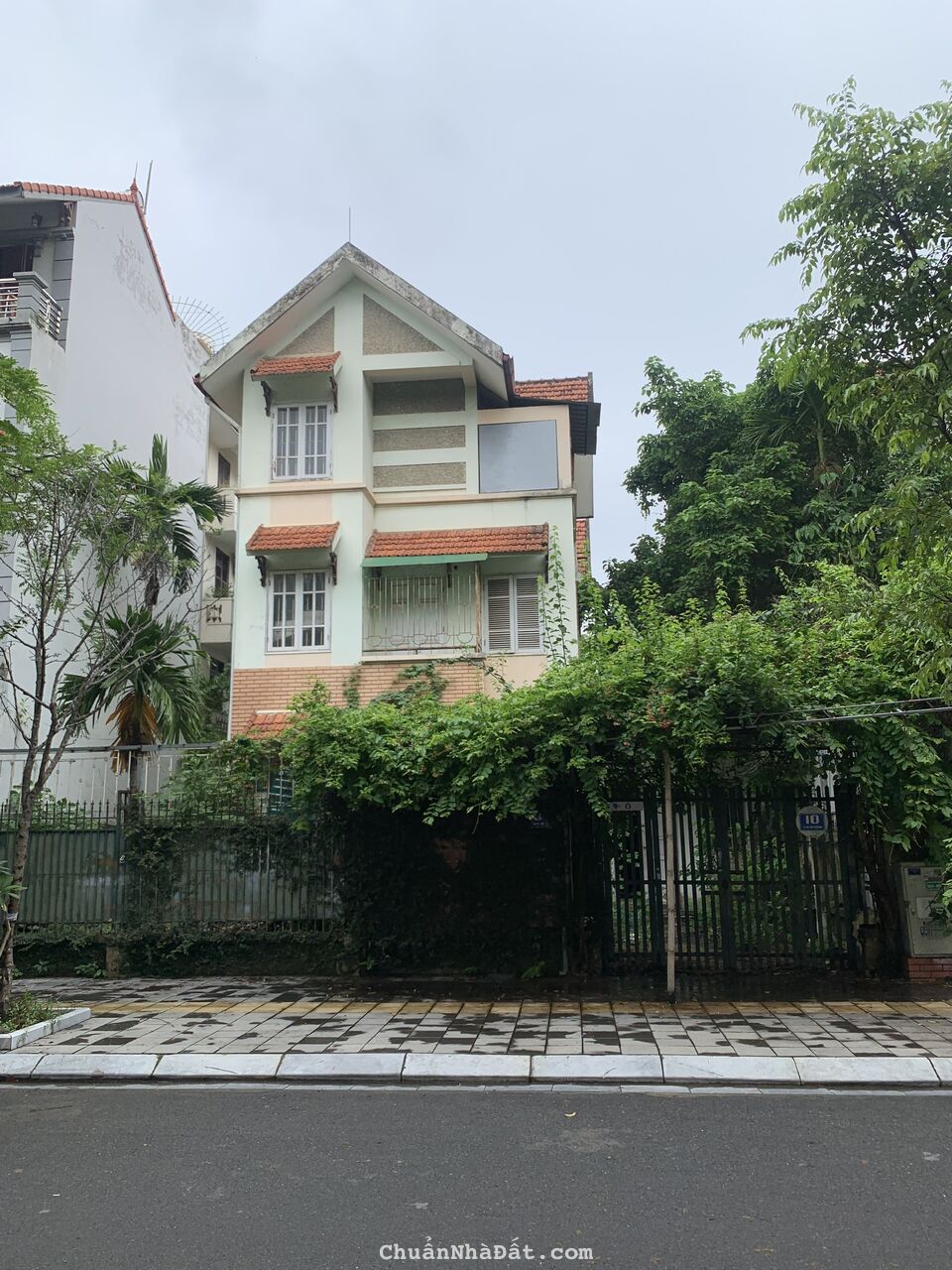 Chính Chủ Bán Biệt Thự Lão Thành Cách mạng Lô C2