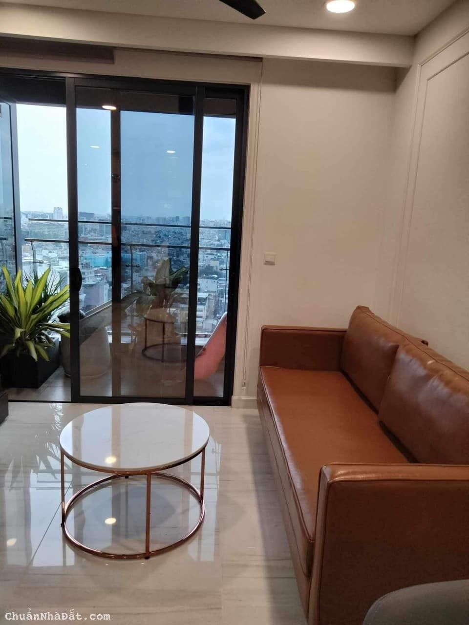 Cần tiền kinh doanh bán gấp căn hộ KINGDOM 101, Q10, 67m2, 1 tỷ 620, 2PN - 2WC