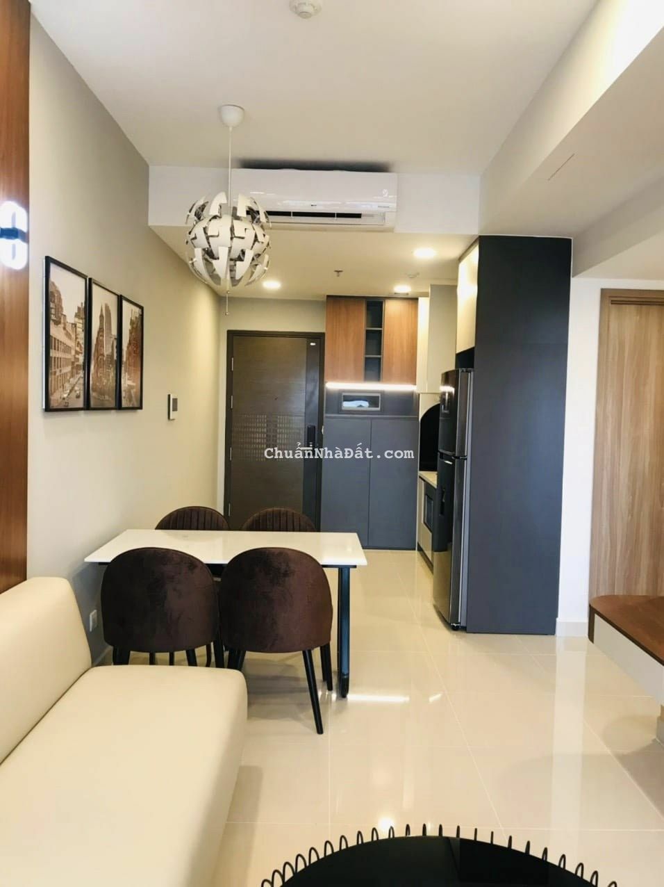 Kẹt tiền bán gấp căn hộ cao cấp Soho Residence, Q.1, 1 tỷ 9, 2PN - 2WC 