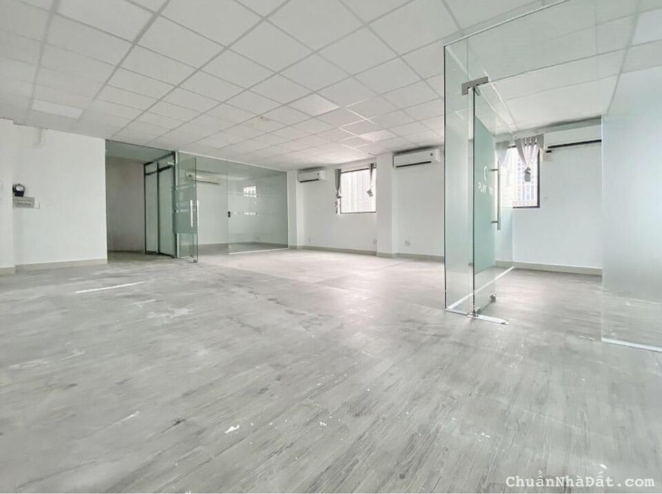 Có ngay văn phòng DT 120m2 nhiều ánh sáng, giá tốt nhất Bình Thạnh. Free phí ngoài giờ.