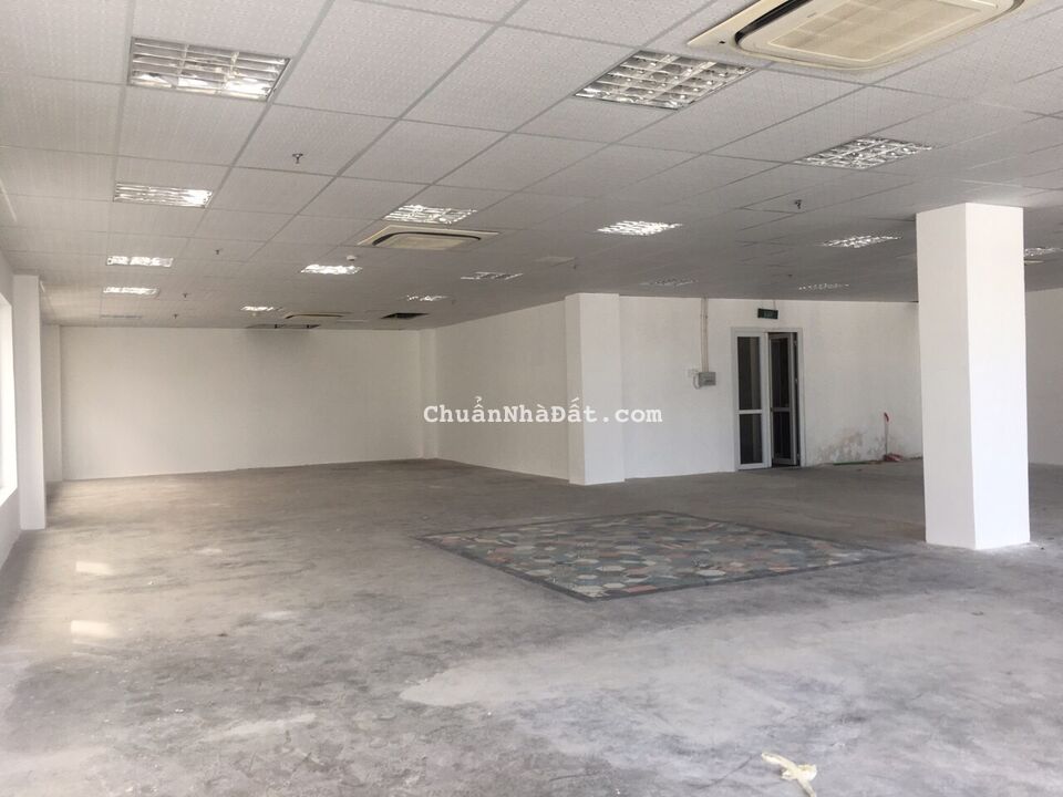 Cho thuê văn phòng DT 200M2 giá tốt toà nhà hạng sang Nguyễn Văn Thương, Bình Thạnh