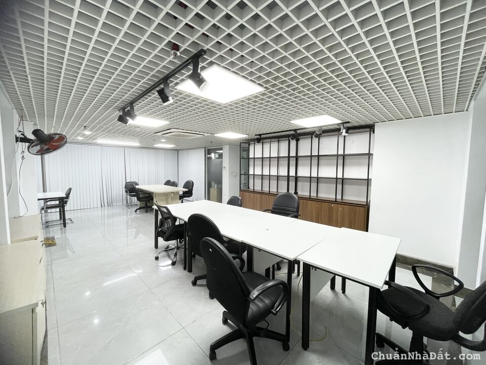 Văn phòng full nội thất DT 50m2 - 18tr, DT 100m2 - 38tr/tháng đường Nguyễn Đình Chiểu, Quận 3