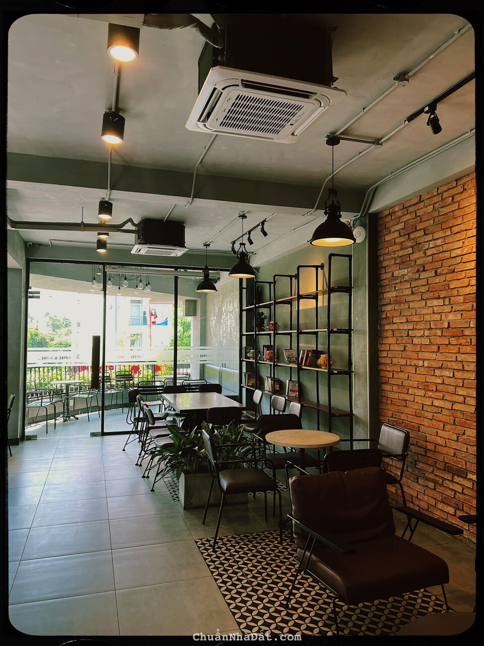 Văn phòng DT 80m2 - 25tr/tháng, mặt tiền đường Phan Xích Long, Phường 5, Quận Phú Nhuận