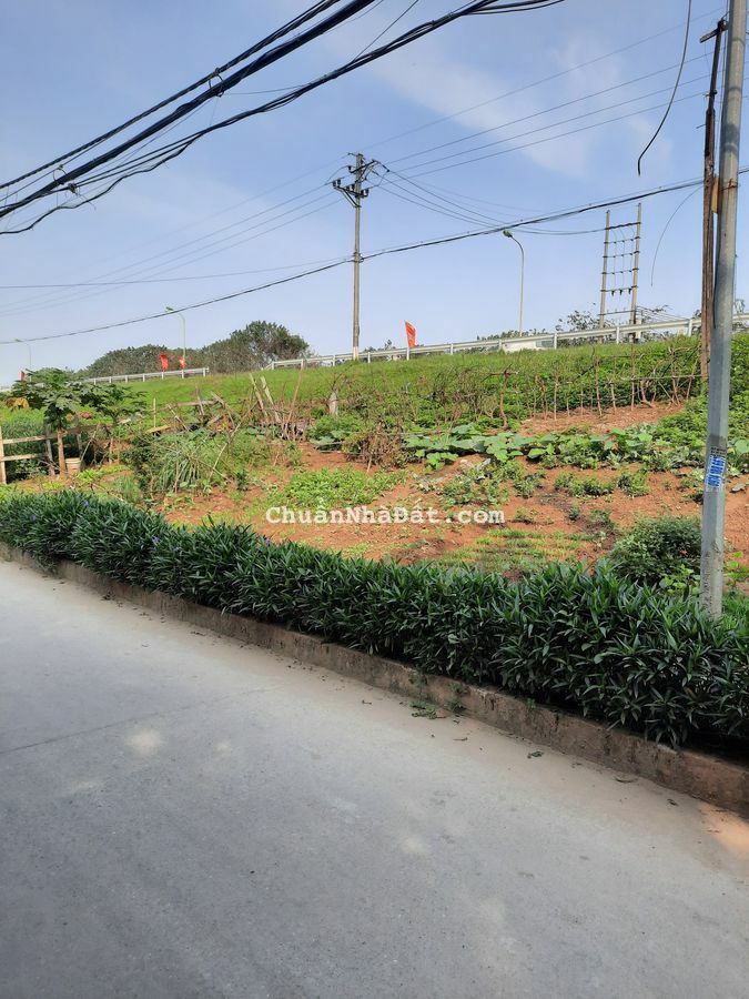 Bán ĐẤT Liên Mạc - Bắc Từ Liêm oto đỗ cửa vào nhà 30m2 giá trên 3 tỷ