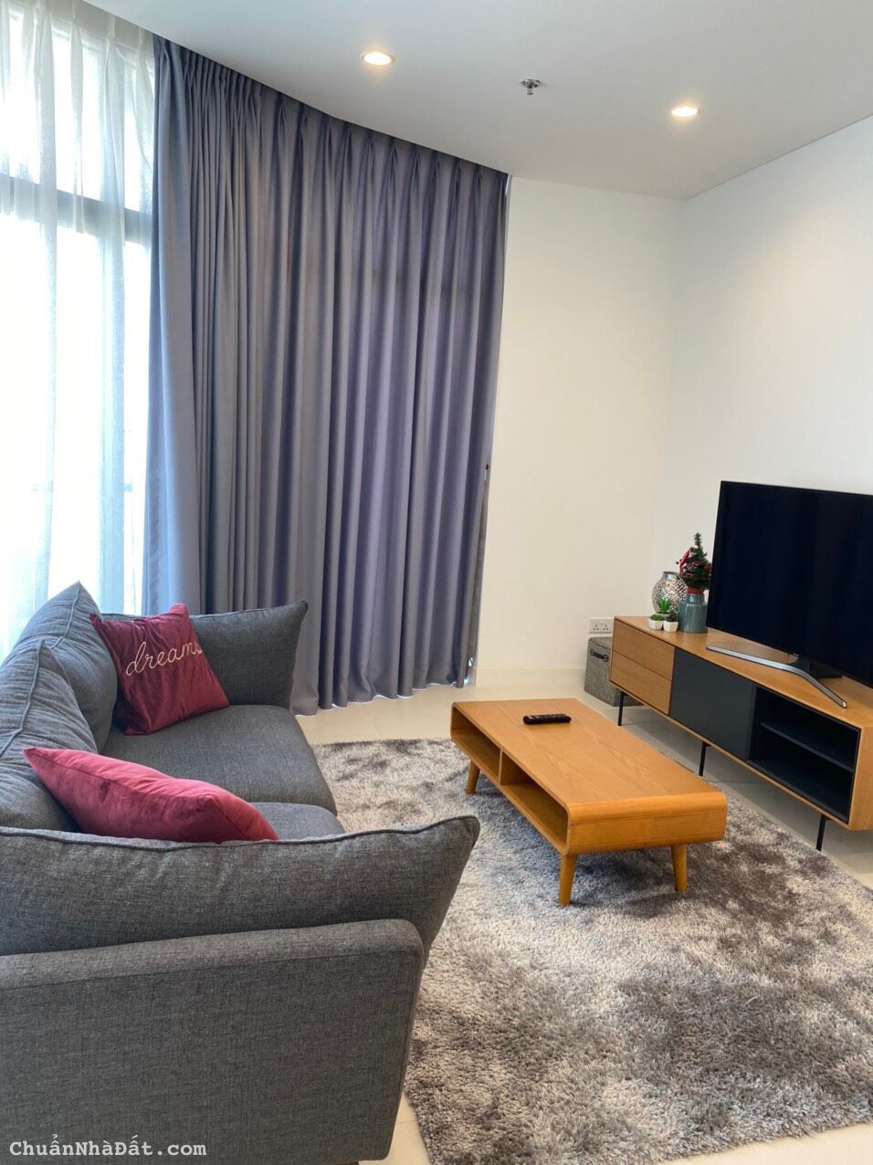 Bán Nhanh 2 Phòng Ngủ Tháp Crescent GĐ2 căn hộ City Garden 10 Tỷ, Nội Thất Đầy Đủ Giá Tốt.