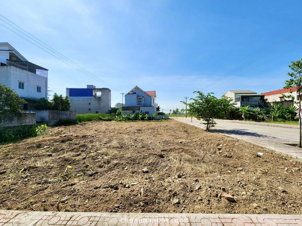 BÁN NHANH LÔ ĐẤT 2 MẶT TIỀN NGAY THỊ TRẤN TÂN PHONG QUẢNG XƯƠNG