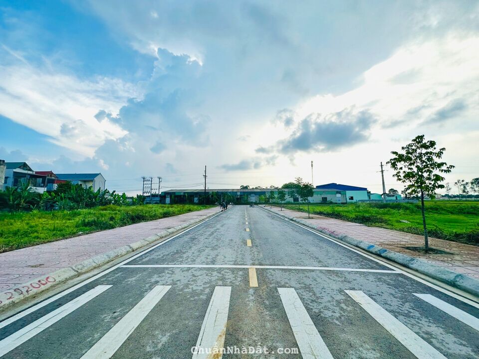 BÁN NHANH LÔ ĐẤT XÂY BIỆT THỰ VEN THÀNH PHỐ GIÁ RẺ(KHÔNG THƯƠNG LƯỢNG)