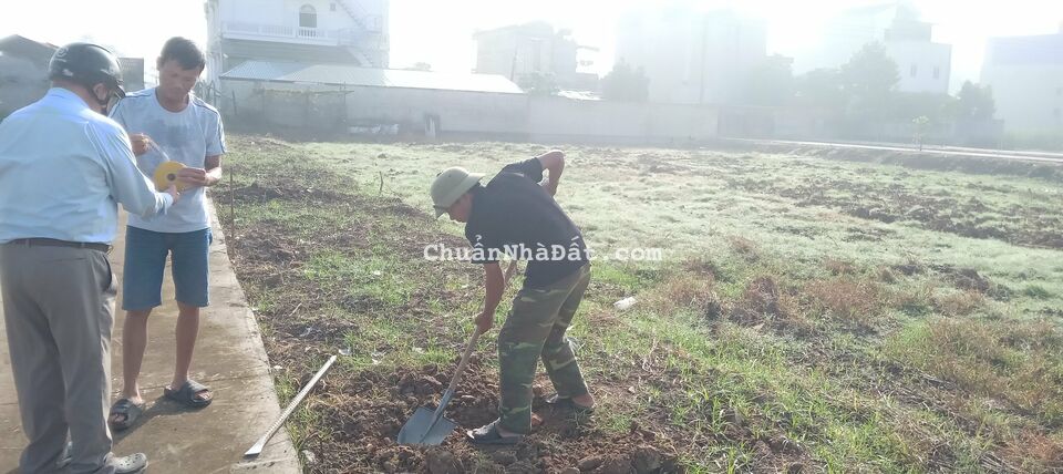 BÁN ĐẤT XÂY BIỆT THỰ GIÁ RẺ NGAY TT THỊ TRẤN TÂN PHONG