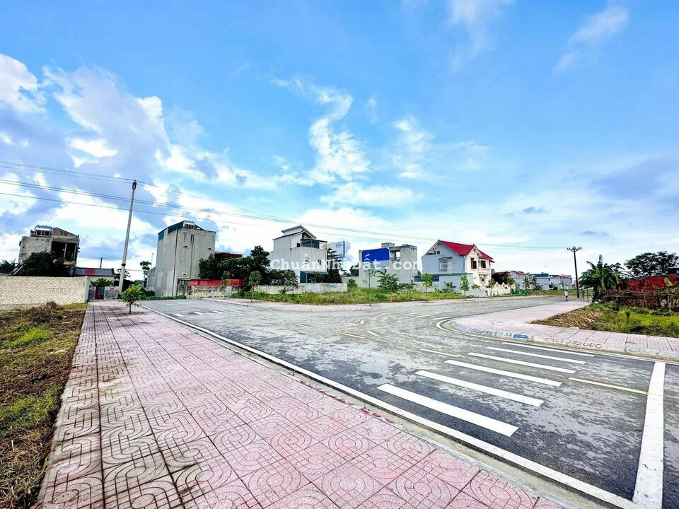 BÁN NHANH LÔ ĐẤT BIỆT THỰ TT THỊ TRẤN TÂN PHONG QUẢNG XƯƠNG