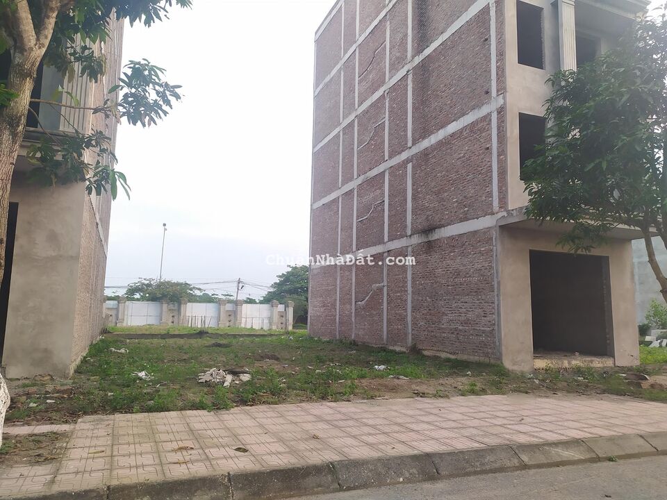 Chính chủ cần bán lô đất biệt thự 238m2 cạnh sân Golf Đồng Mô giá chỉ 15 triệu/m2 Chính chủ cần bán lô đất biệt thự 238m2 cạnh sân Golf Đồng Mô giá chỉ 15 triệu/m2