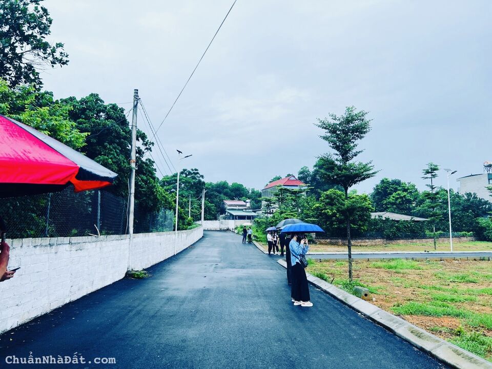 Gần Đại Học Quốc Gia và Khu Công Nghệ Cao Hoà Lạc lô đất 62m2 sẵn sổ đỏ giá chỉ hơn 1 tỷ 