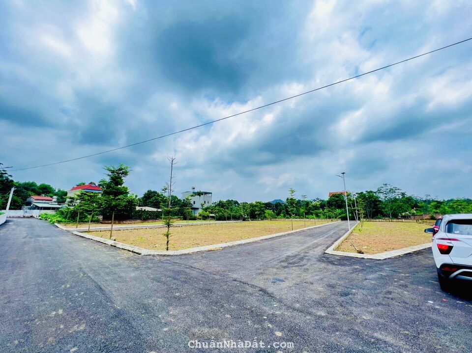 Gần Đại Học Quốc Gia và Khu Công Nghệ Cao Hoà Lạc lô đất 62m2 sẵn sổ đỏ giá chỉ hơn 1 tỷ 