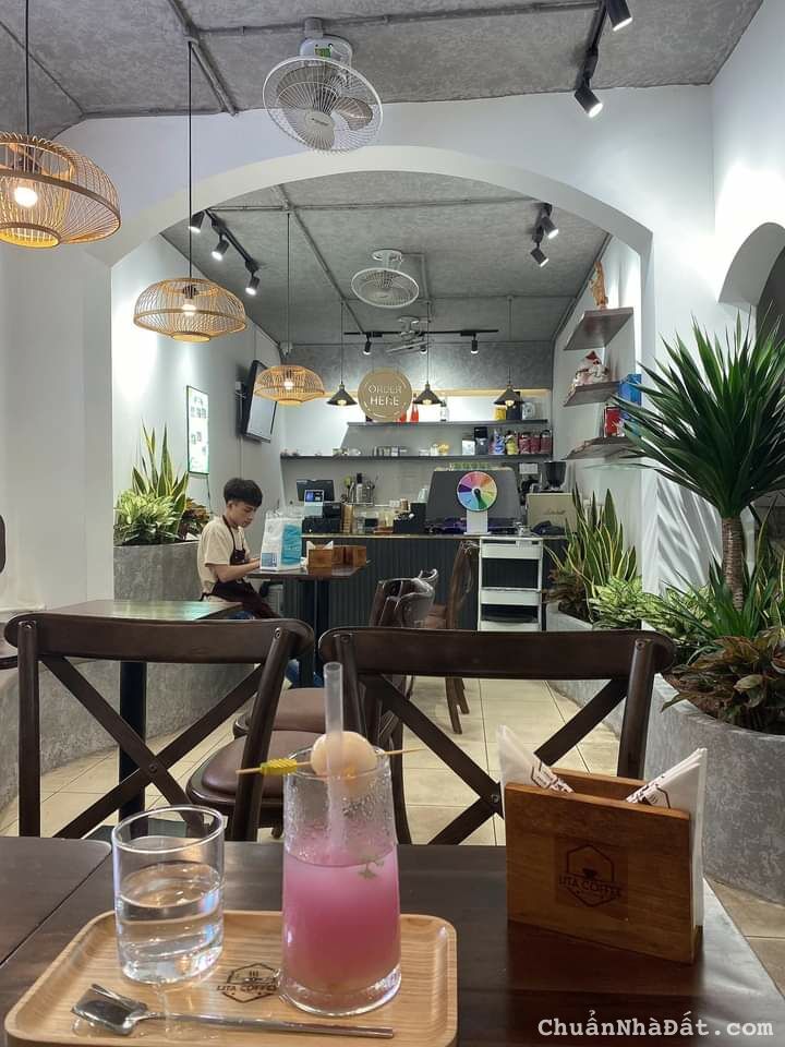 Bán gấp nhà mặt phố Trần Đại Nghĩa HBT, HN. Dt 60m2, mt 12m