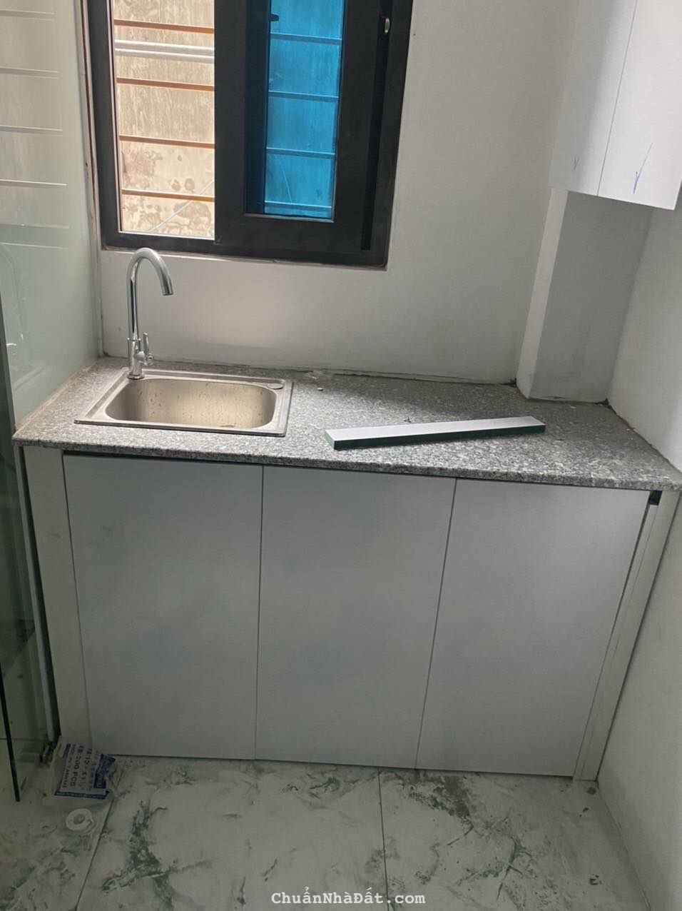 Bán căn hộ dịch vụ phố Mạc Thị Bưởi, Q. Hai Bà Trưng, Hà Nội. DT45m2, 7 tầng thang máy, 12 phòng.