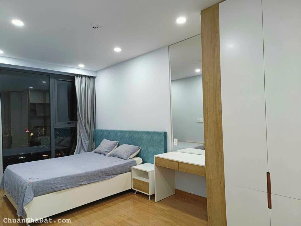 Bán gấp chung cư Lavida Plus q7 1tỷ740