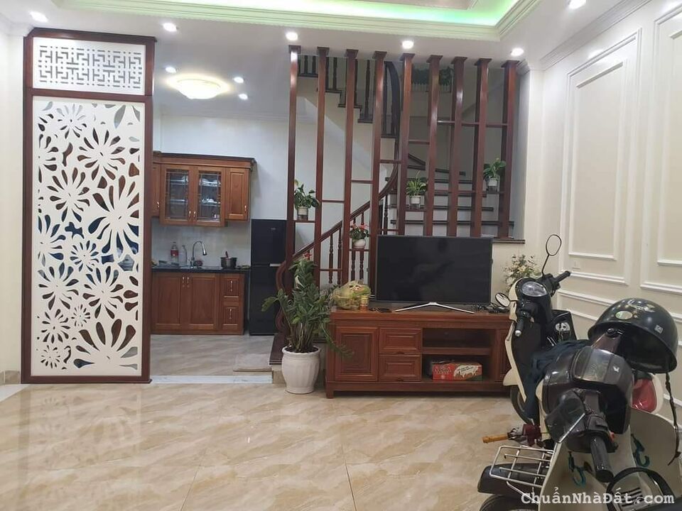 Siêu Hiếm, Bán Nhà 5 Tầng Mới Xây, Hồ Tùng Mậu, Bắc Từ Liêm, Ngõ Thông, 38m2, Nhỉnh 6Tỷ