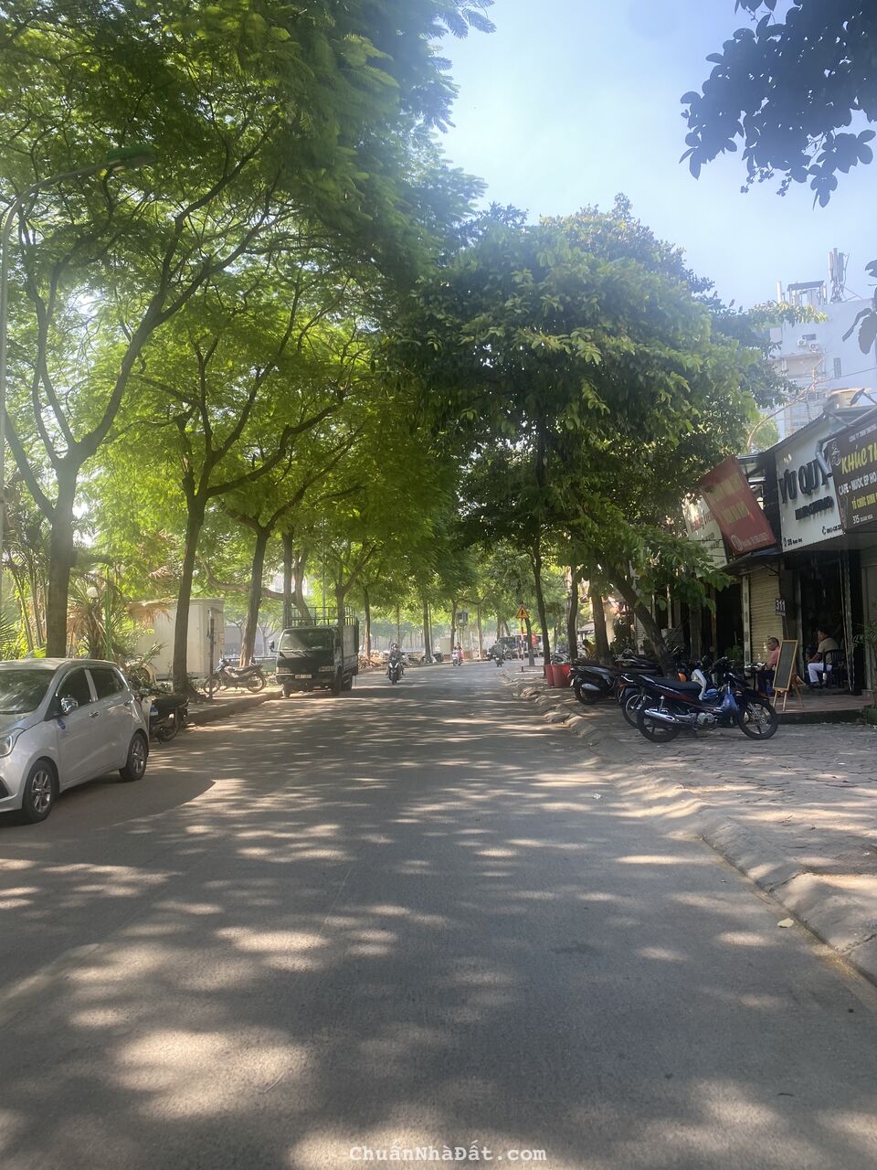 Siêu Hiếm, Lô Góc 132m Lạc Long Quân Mặt tiền 5.5m Giá Chỉ 11tỷ Oto Quay Đầu, Cạnh Hồ Tây.