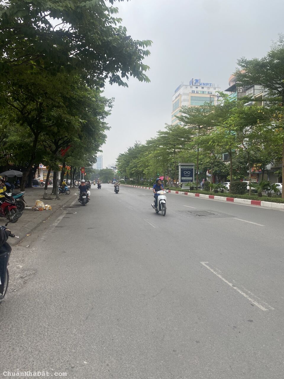 Siêu Hiếm, Lô Góc 132m Lạc Long Quân Mặt tiền 5.5m Giá Chỉ 11tỷ Oto Quay Đầu, Cạnh Hồ Tây.