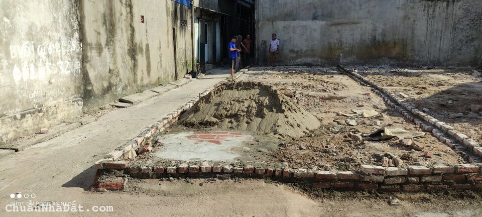 Bán lô góc 2 mặt tiền 60m trục chính, gần Vinhomes Cổ Loa ở Thôn Lê Xá, Mai Lâm, Đông Anh, Hà Nội. Bán lô góc 2 mặt tiền 60m trục chính, gần Vinhomes Cổ Loa ở Thôn Lê Xá, Mai Lâm, Đông Anh, Hà Nội.