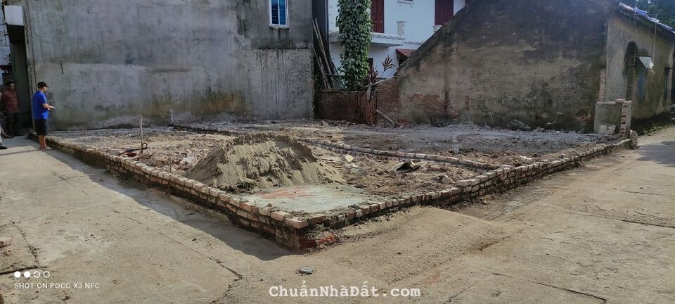 Bán lô góc 2 mặt tiền 60m trục chính, gần Vinhomes Cổ Loa ở Thôn Lê Xá, Mai Lâm, Đông Anh, Hà Nội. Bán lô góc 2 mặt tiền 60m trục chính, gần Vinhomes Cổ Loa ở Thôn Lê Xá, Mai Lâm, Đông Anh, Hà Nội.