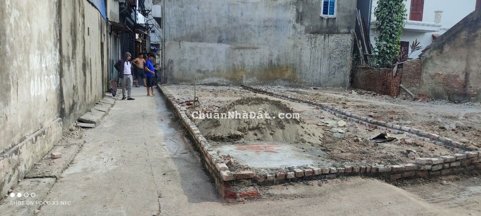 Bán lô góc 2 mặt tiền 60m trục chính, gần Vinhomes Cổ Loa ở Thôn Lê Xá, Mai Lâm, Đông Anh, Hà Nội. Bán lô góc 2 mặt tiền 60m trục chính, gần Vinhomes Cổ Loa ở Thôn Lê Xá, Mai Lâm, Đông Anh, Hà Nội.