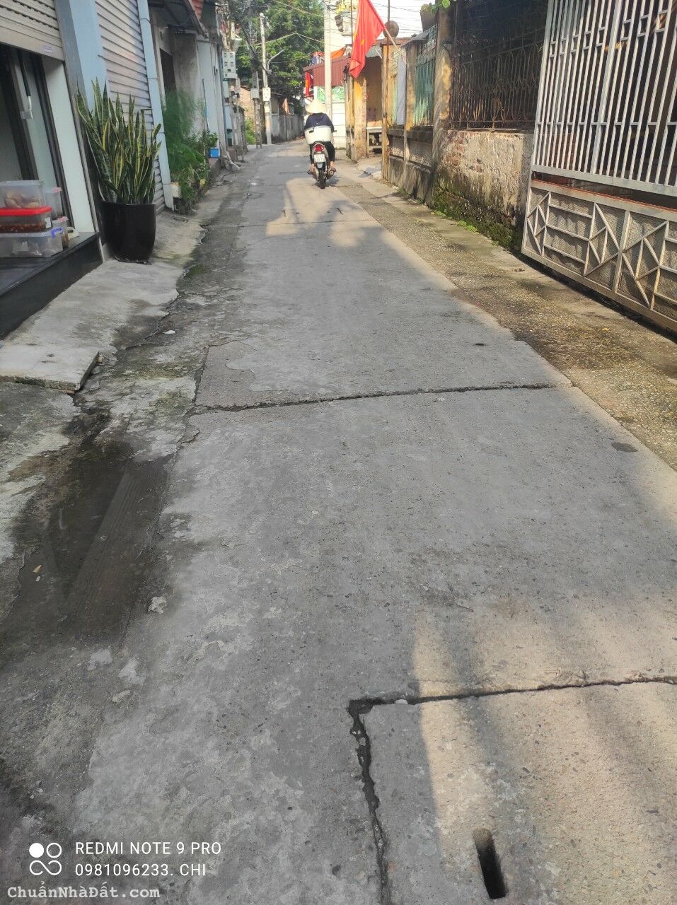 Cần bán lô góc 2 mặt tiền 60m2 trục chính, gần cầu Tứ Liên ở thôn Lê Xá, Mai Lâm, Đông Anh, Hà Nội. Cần bán lô góc 2 mặt tiền 60m2 trục chính, gần cầu Tứ Liên ở thôn Lê Xá, Mai Lâm, Đông Anh, Hà Nội.