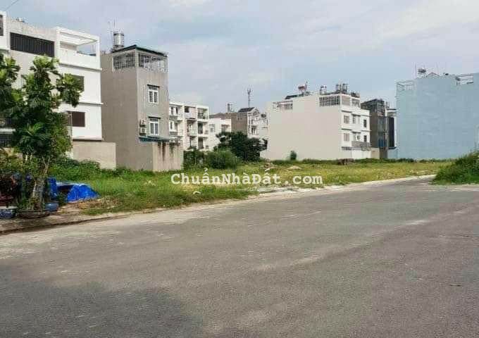 Chính chủ nhượng lại gấp lô đất đường DHT14 Phường Đông Hưng Thuận Quận 12. DT 90m2 giá 1 tỷ 850tr