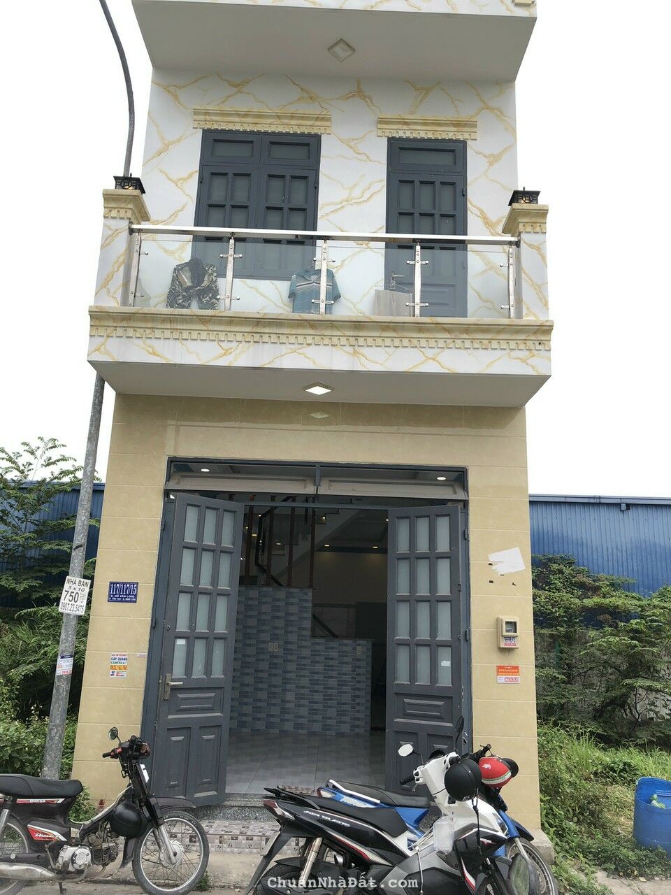 Nhà đẹp sạch sẽ 1/ hồ văn long phường tân tạo ngay trường cấp 3 bình tân và chung cư lê thành 4 x 1 Nhà đẹp sạch sẽ 1/ hồ văn long phường tân tạo ngay trường cấp 3 bình tân và chung cư lê thành 4 x 1