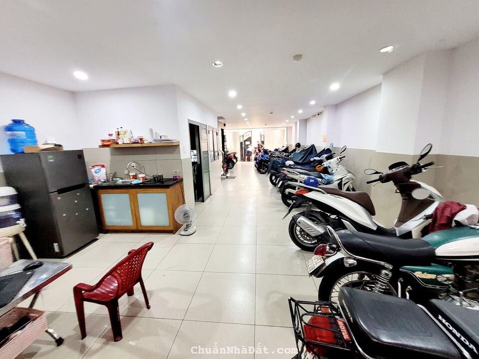 Nhà cạnh mặt tiền Hoàng Văn Thụ, 6 tầng, thang máy, kinh doanh CHDV, 0909469065