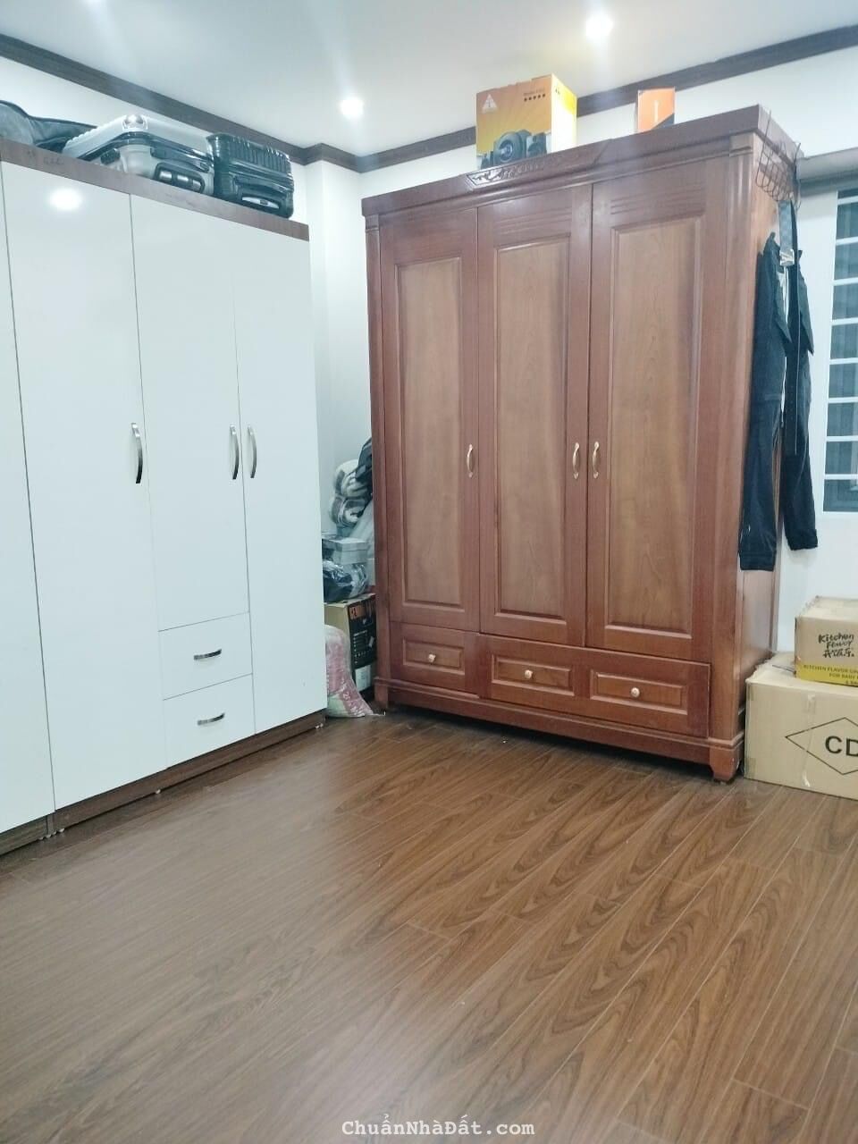 Bán nhà mặt phố Hồ Đền Lừ, MT đẹp, vỉa hè rộng, lô góc, KD cực tốt, 52m giá 11.9 tỷ Bán nhà mặt phố Hồ Đền Lừ, MT đẹp, vỉa hè rộng, lô góc, KD cực tốt, 52m giá 11.9 tỷ