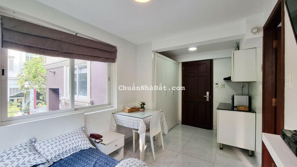 Căn hộ Studio - Cửa sổ lớn 35m2 - Full nội thất - Ngay Phú Mỹ Hưng Quận 7