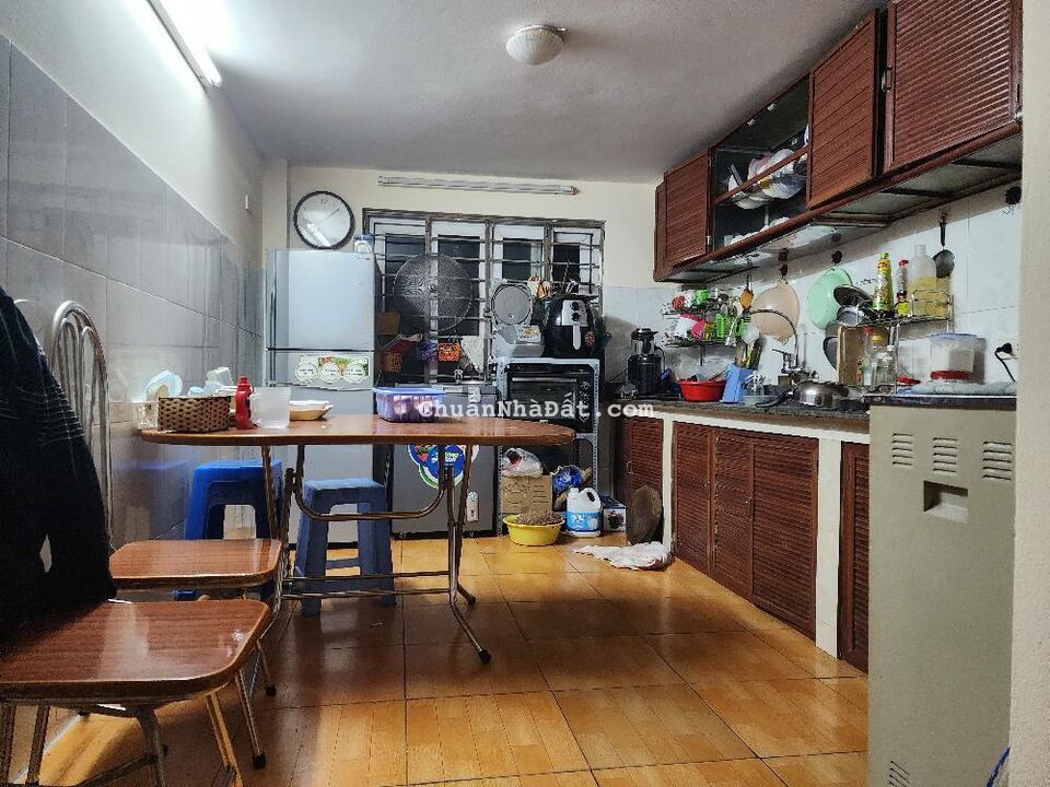 H20 Lạc Long Quân, khu PHÂN LÔ- OTO ĐẬU ĐỖ- 2 THOÁNG 36m2, Giá 3.85 tỷ.