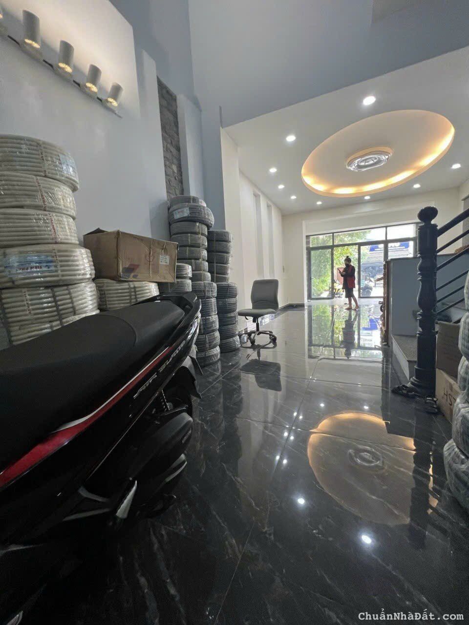 Bán nhà hẻm đường Hai Bà Trưng, Phường 6, Quận 3 DT 4x15.5m 1 trệt 2 lầu giá (2.55 tỉ)