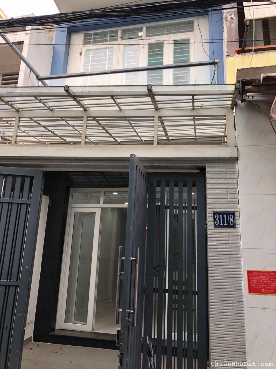  Chủ ngộp bán gấp nhà 3tầng giá 1.98 Tỷ Dương Bá Trạc P1 Q8. Sổ Sẵn