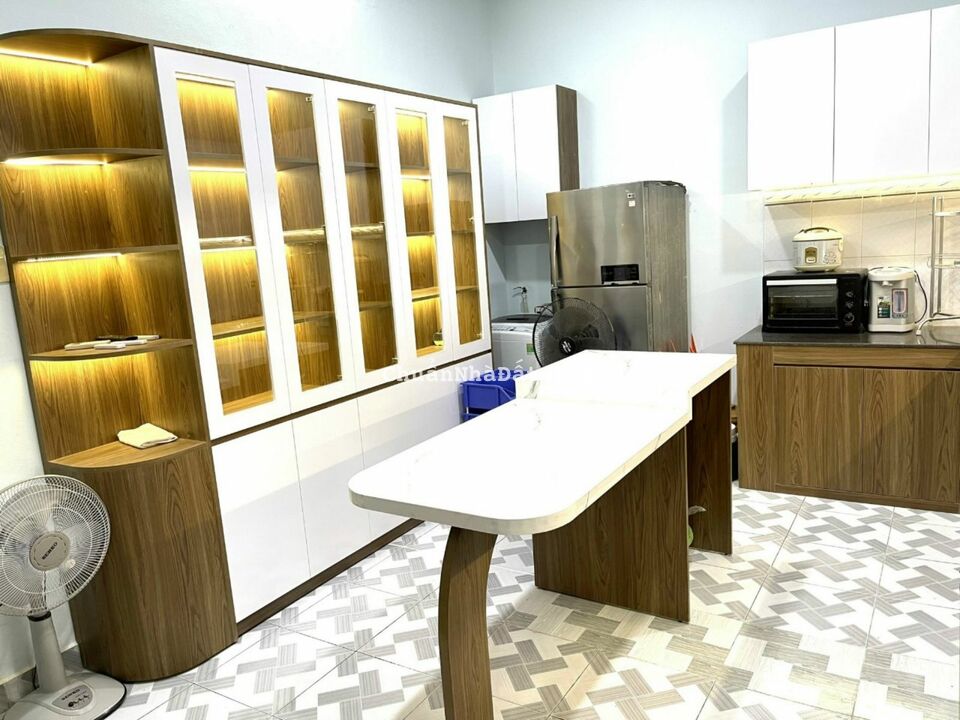 BÁN NHANH CĂN MẶT TIỀN KINH DOANH ĐƯỜNG 23/10