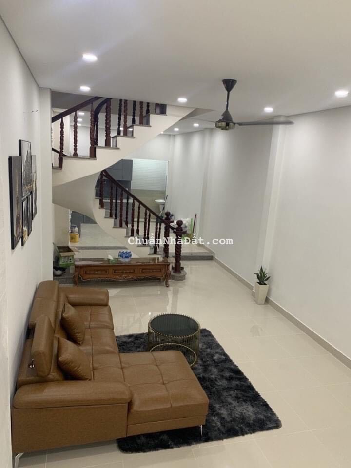 Bán nhà 34m2 giá 1tỷ950 sổ hồng riêng đường Lê Quang Định P5 Bình Thạnh