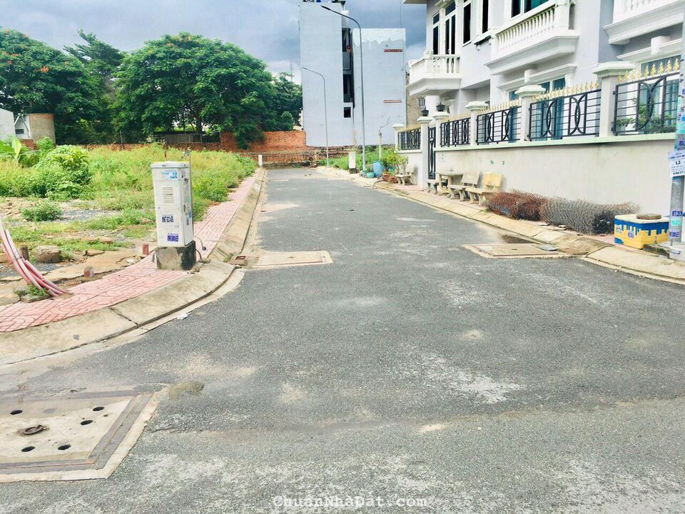 Trả ngân hàng bán gấp đất D5, phường 25, Bình Thạnh, bán lỗ 2tỷ5