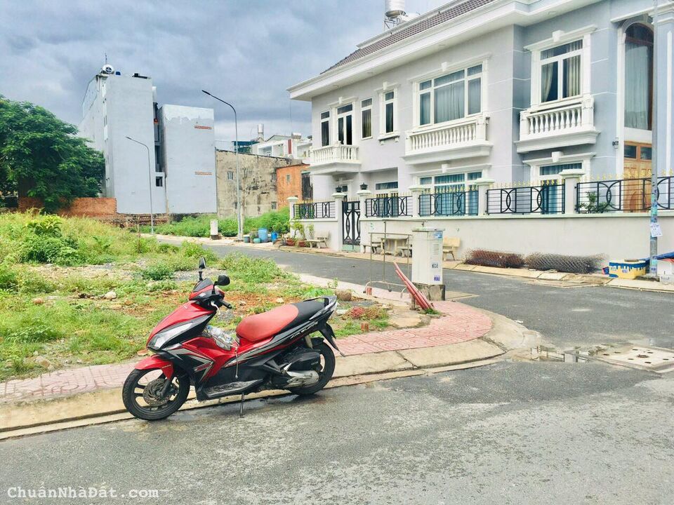 Trả ngân hàng bán gấp đất D5, phường 25, Bình Thạnh, bán lỗ 2tỷ5