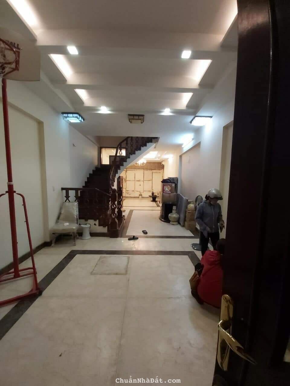 Bán nhà Riêng Phân lô Cán bộ Phường Định Công 60m 5 tầng mt4m Ô tô vào nhà KINH DOANH - Giá 10.5 Tỷ