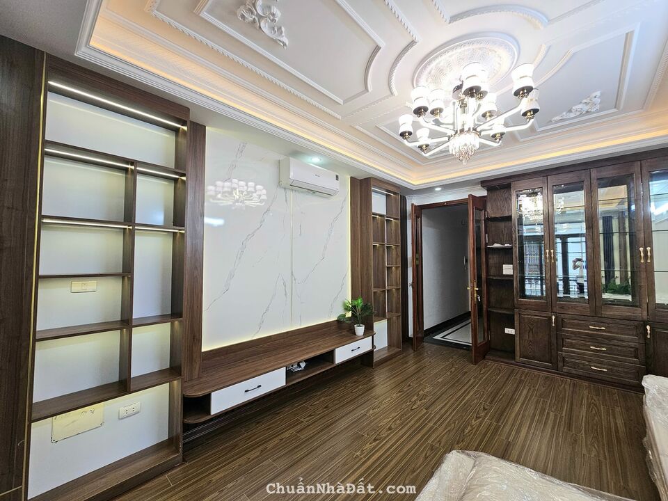 Bán nhà Phân lô Hoàng Mai – Đền Lừ 50m 6 Tầng thang máy – Gara ôtô- KD – Giá 12.9tỷ - LH 0795986686