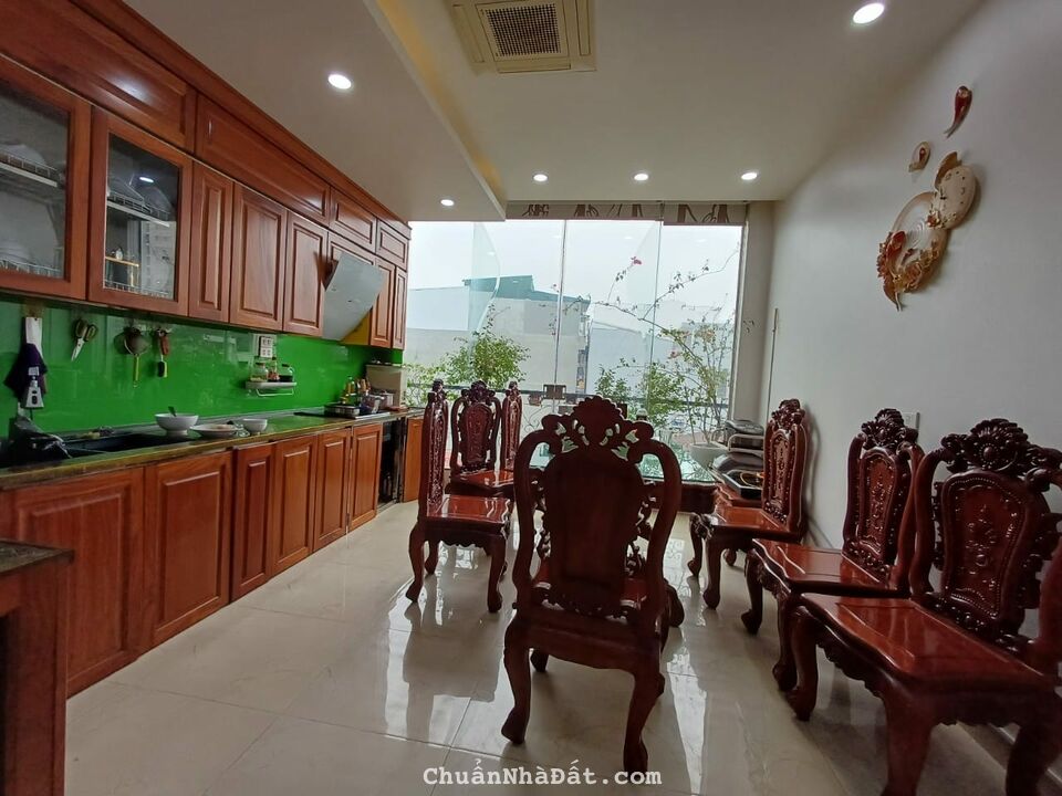 Bán nhà Phân Lô mặt Ngõ 24 Kim Đồng Dt70m 6T MT4.3m Thang Máy + Gara Ôtô; Giá 19.8TỶ- Lh 0795986686