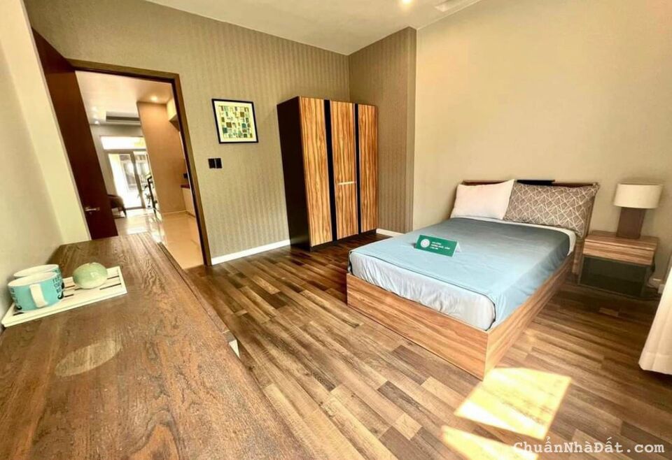 CẦN BÁN CĂN NHÀ PHỐ 1 TRỆT 1 LẦU, VIEW SÔNG VÀM CỎ