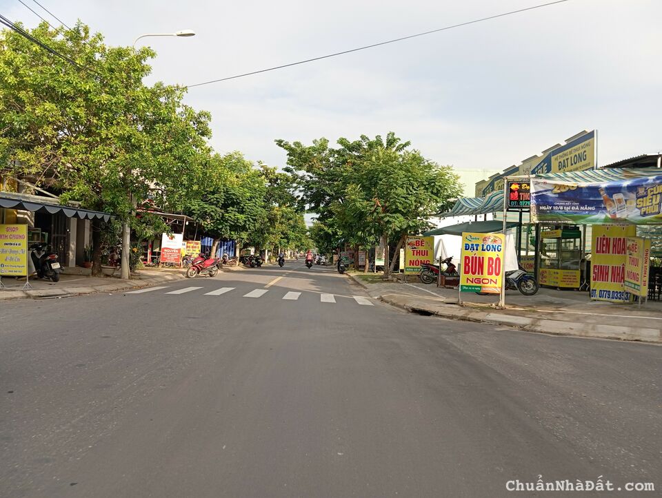 Bán đất cạnh uỷ ban Hoà Liên , 300m2 giá bán , 2 tỷ x 