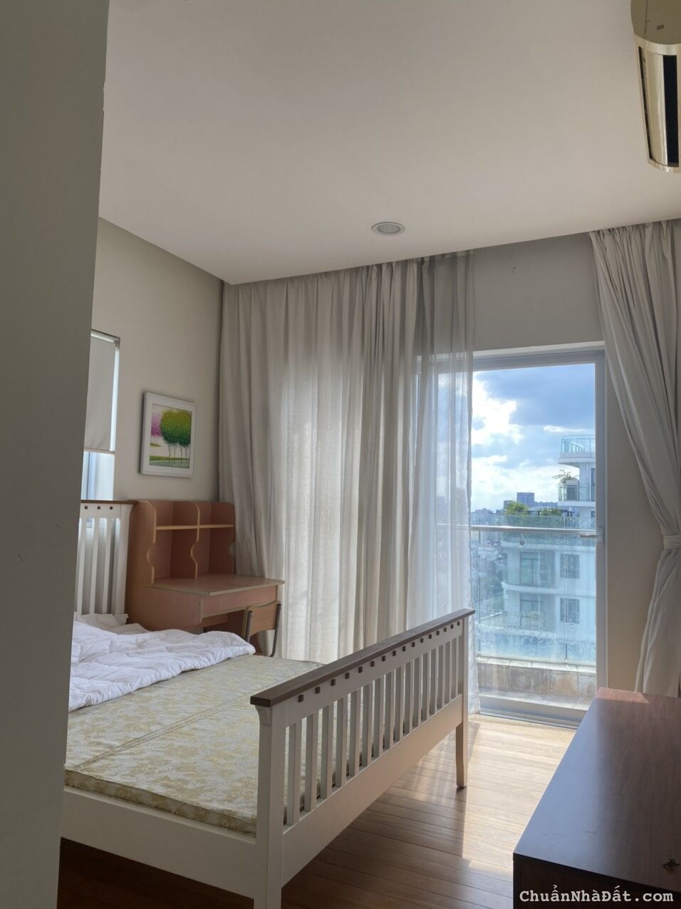 Cho thuê CHCC GOLDEN WESTLAKE - 3PN đủ đồ Cho thuê CHCC GOLDEN WESTLAKE - 3PN đủ đồ